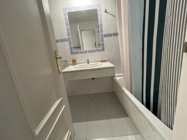 Amazing Apartment For Families Up To 6 Persons Benalmádena Buitenkant foto